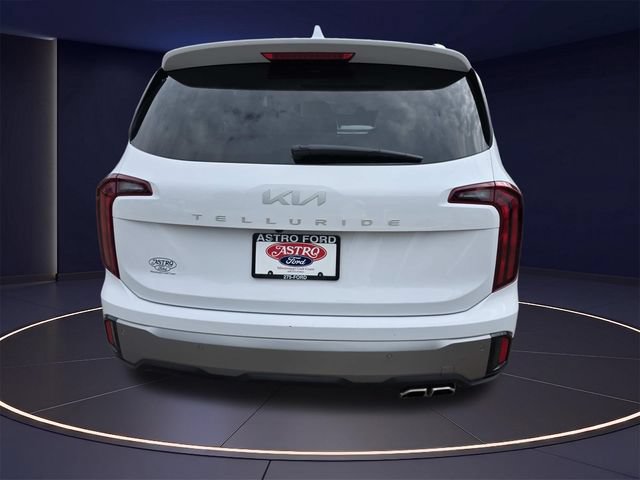 Used 2025 Kia Telluride S FWD image 5