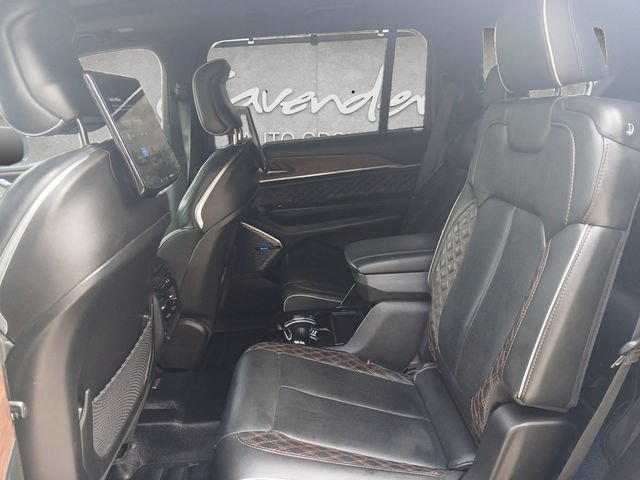 Used 2023 Jeep Grand Cherokee L Summit w/ Advanced Protech Group IV AWD/4WD image 23