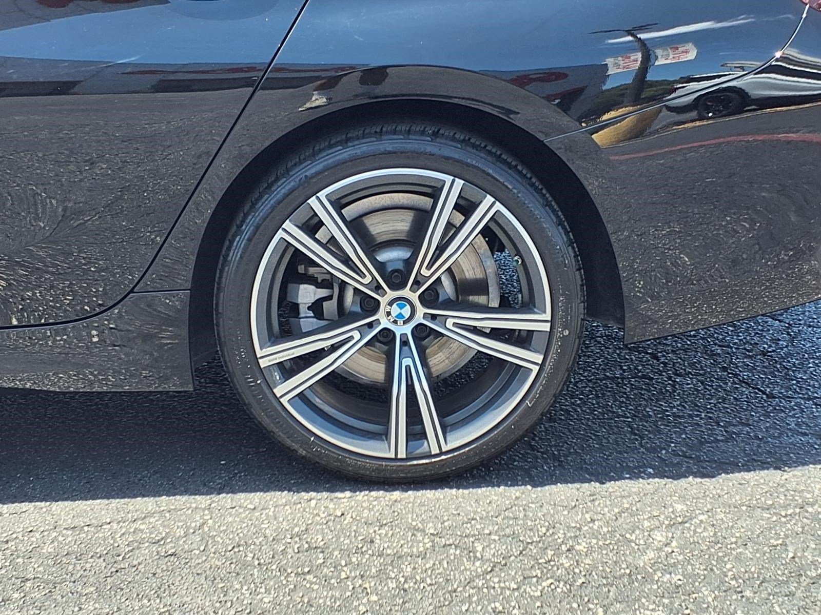 Used 2024 BMW 330i Sedan w/ Convenience Package RWD image 10