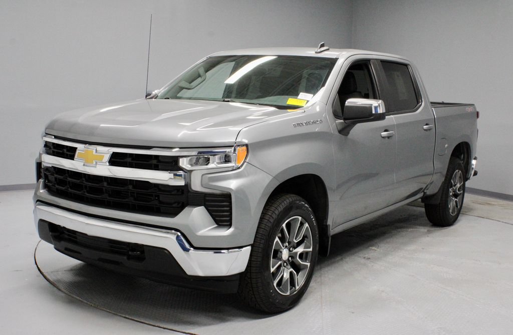 Used 2023 Chevrolet Silverado 1500 LT AWD/4WD image 6