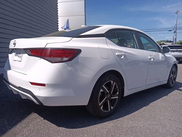 Used 2025 Nissan Sentra SV FWD image 3
