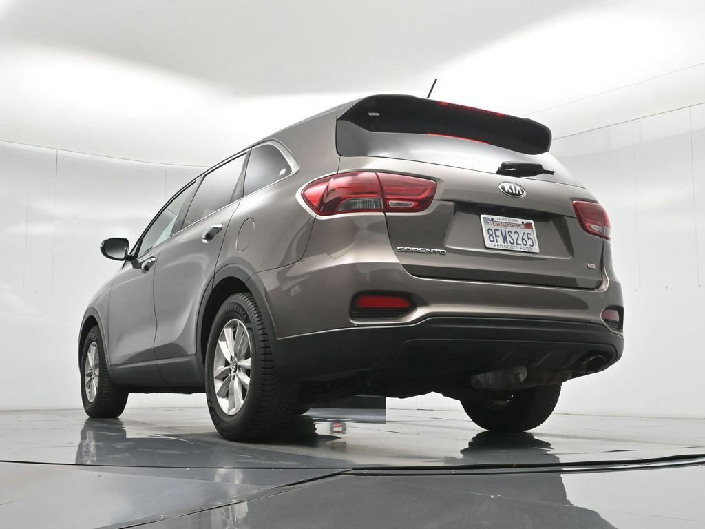 Used 2019 Kia Sorento LX image 24