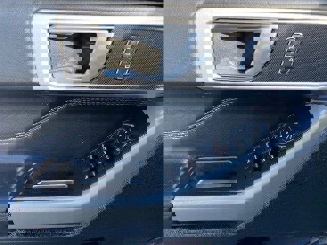 Certified 2021 Ford Explorer XLT w/ Equipment Group 202A image 14