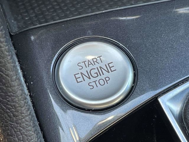 Used 2024 Volkswagen Tiguan Wolfsburg Edition image 29