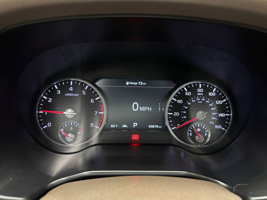 Used 2021 Kia Telluride SX w/ Towing Package FWD image 17