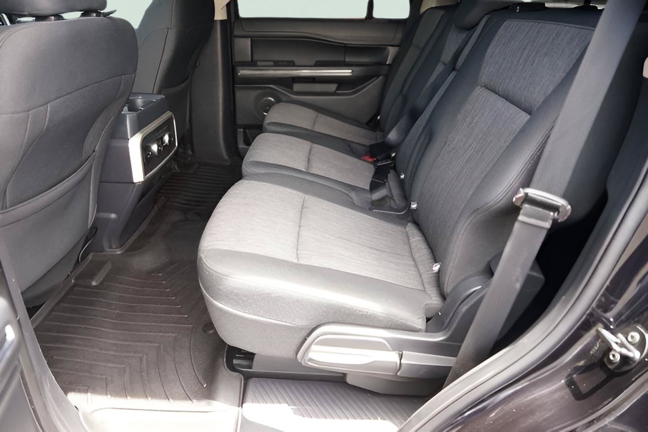 Certified 2023 Ford Expedition XLT RWD image 12
