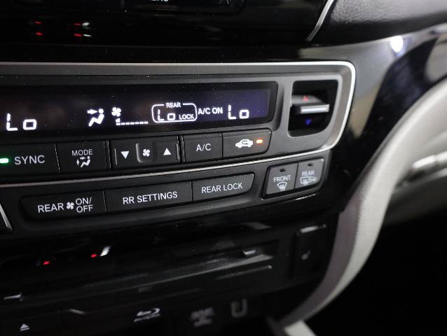 Used 2021 Honda Pilot Touring image 23