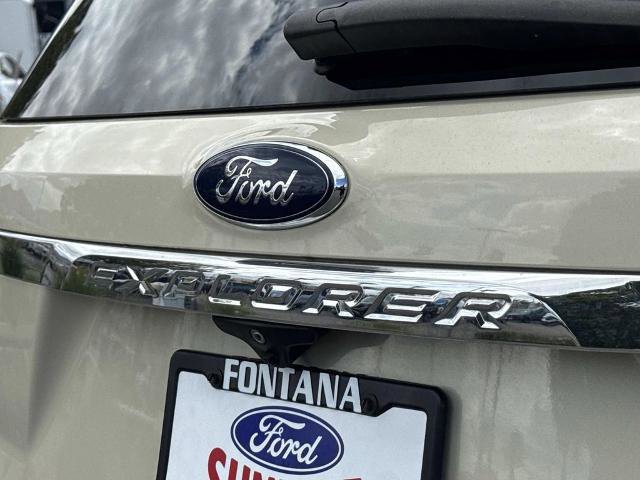 Certified 2018 Ford Explorer XLT FWD image 28