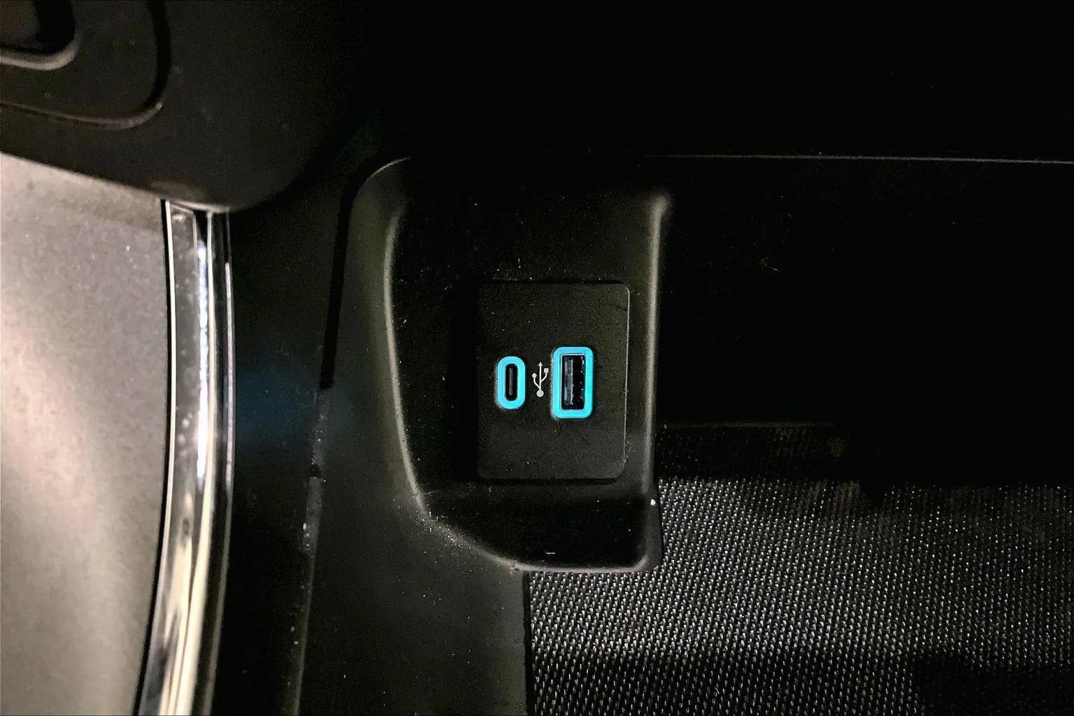 Certified 2023 Ford F150 XLT w/ Equipment Group 302A High image 31