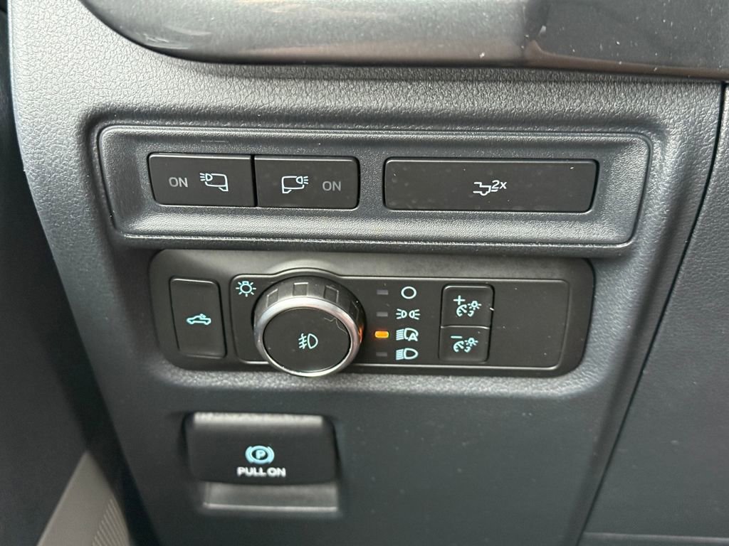 Certified 2022 Ford F150 XLT w/ Equipment Group 302A High image 23