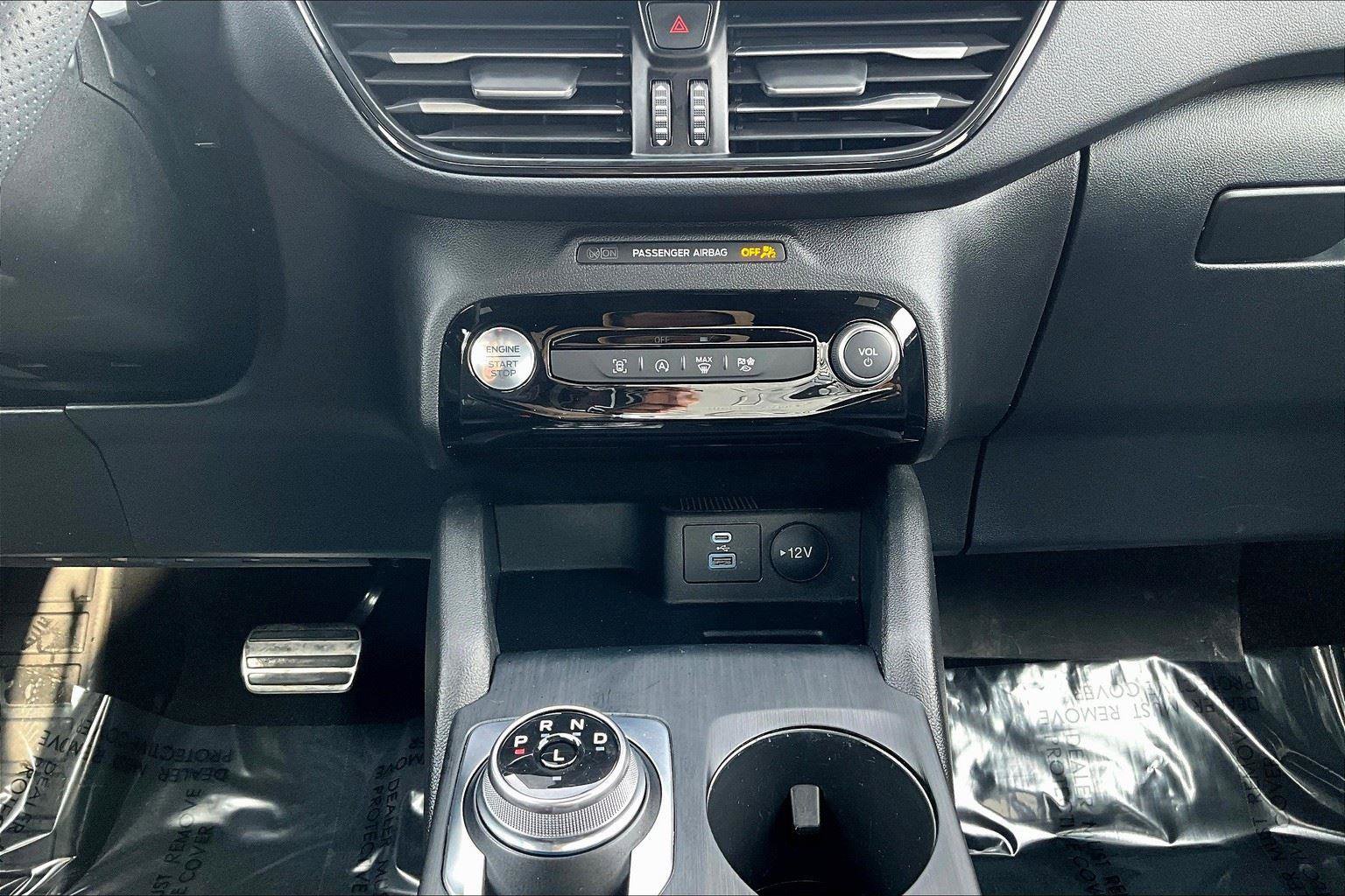 Certified 2023 Ford Escape ST-Line w/ Tech Pack #1 image 13