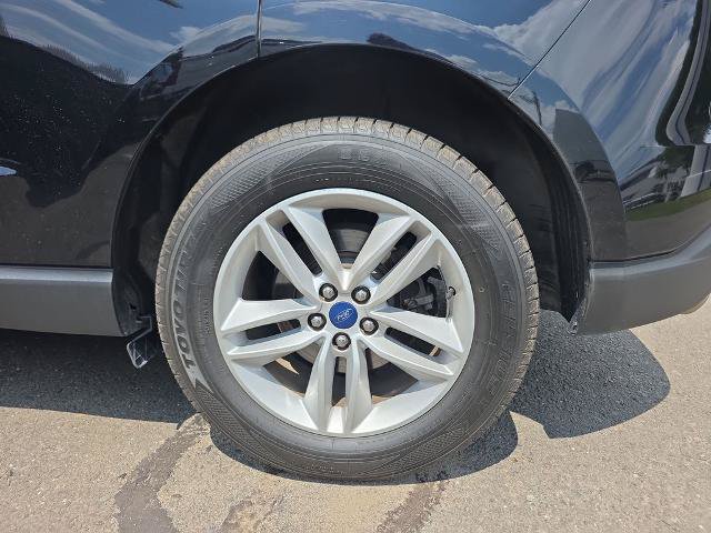 Certified 2018 Ford Edge SEL w/ Equipment Group 201A AWD/4WD image 13