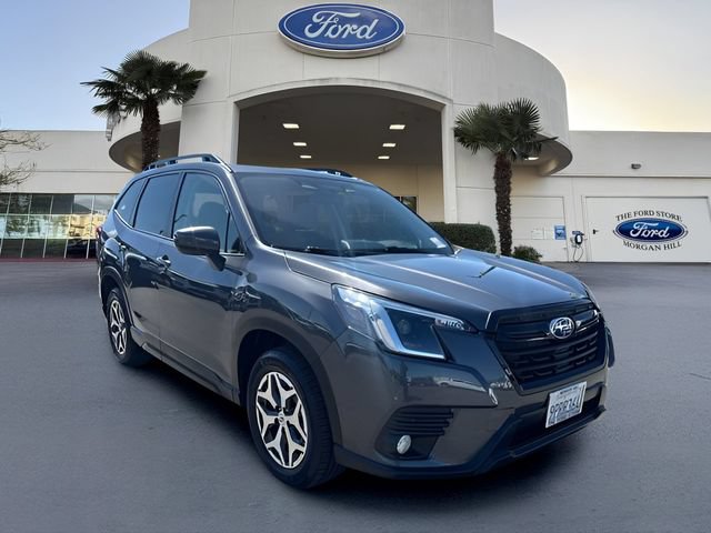 Used 2022 Subaru Forester Premium AWD/4WD image 4