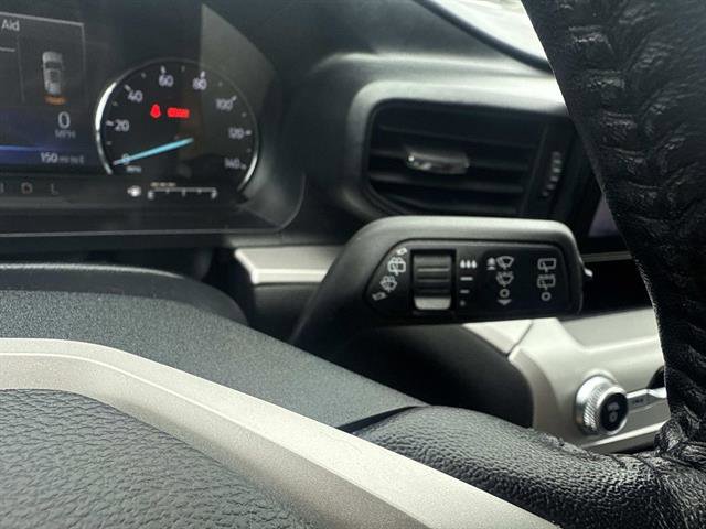 Certified 2022 Ford Explorer XLT image 32