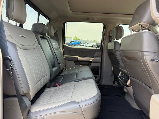 Certified 2026 Ford F450 Platinum w/ Platinum Plus Package AWD/4WD image 16