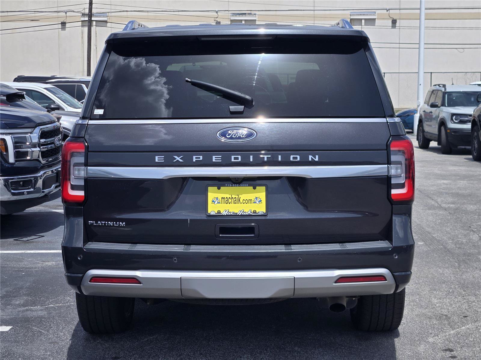 Certified 2023 Ford Expedition Platinum AWD/4WD image 7