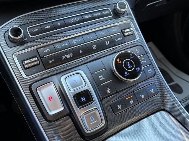 Used 2022 Hyundai Santa Fe Limited image 33