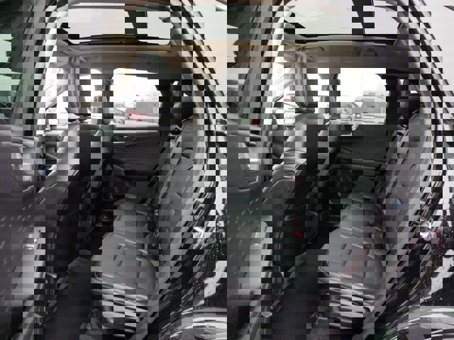 Certified 2020 Ford Escape Titanium image 17