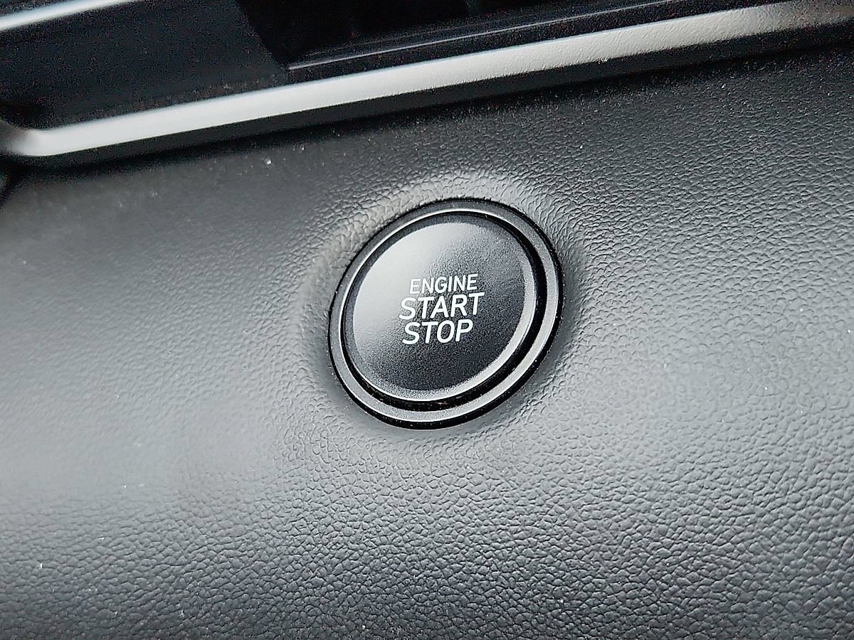 Used 2026 Hyundai Elantra Sport FWD image 10