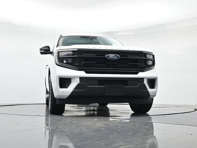Certified 2025 Ford Expedition Active AWD/4WD image 39