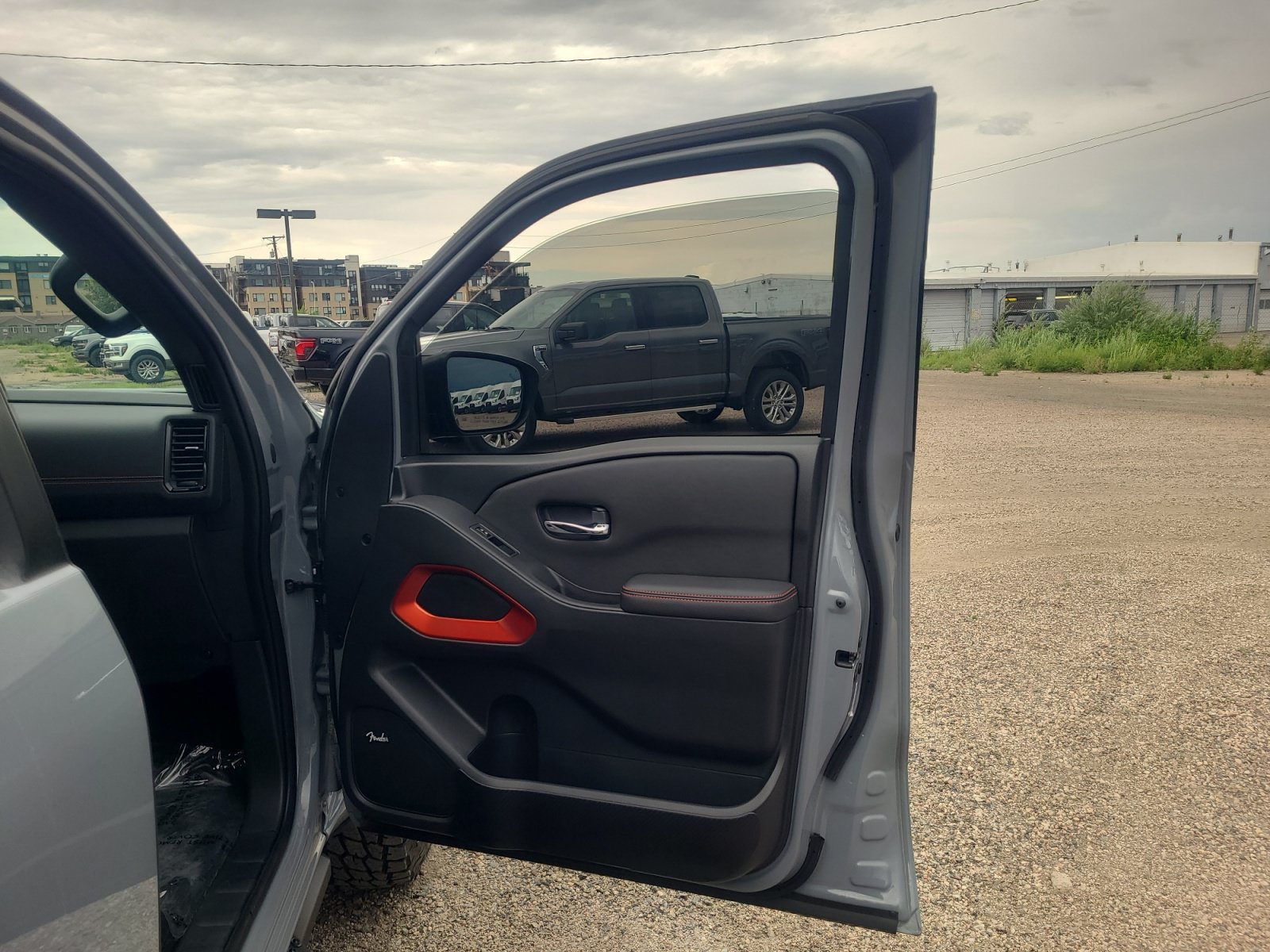 Used 2023 Nissan Frontier PRO-4X w/ Pro Convenience Package AWD/4WD image 16