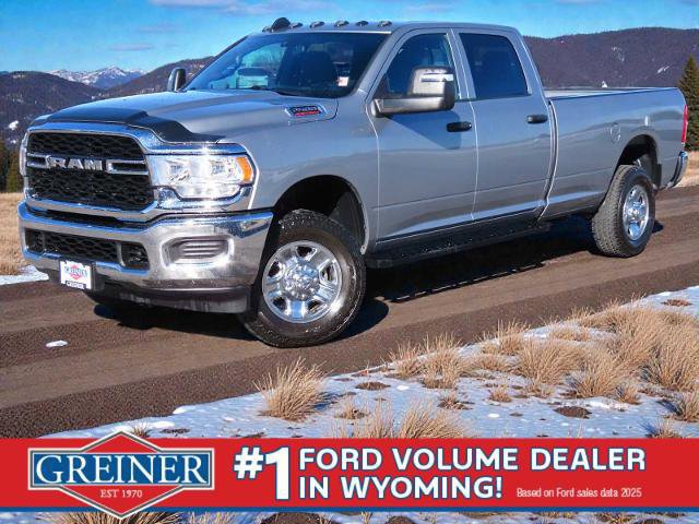 Used 2024 RAM 2500 Tradesman w/ Chrome Appearance Group image 7