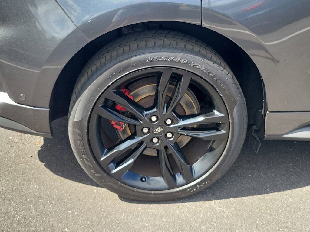 Certified 2020 Ford Edge ST w/ Equipment Group 401A image 5