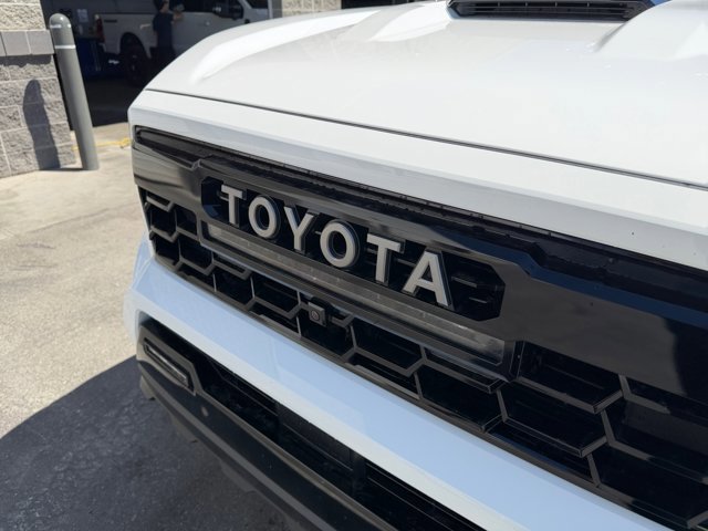 Used 2025 Toyota Tacoma TRD Pro AWD/4WD image 24