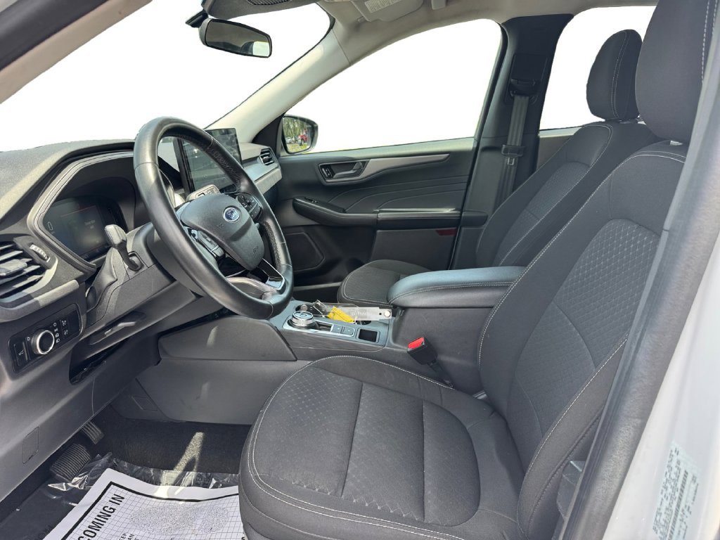 Certified 2024 Ford Escape Active w/ Tech Pack #1 AWD/4WD image 13