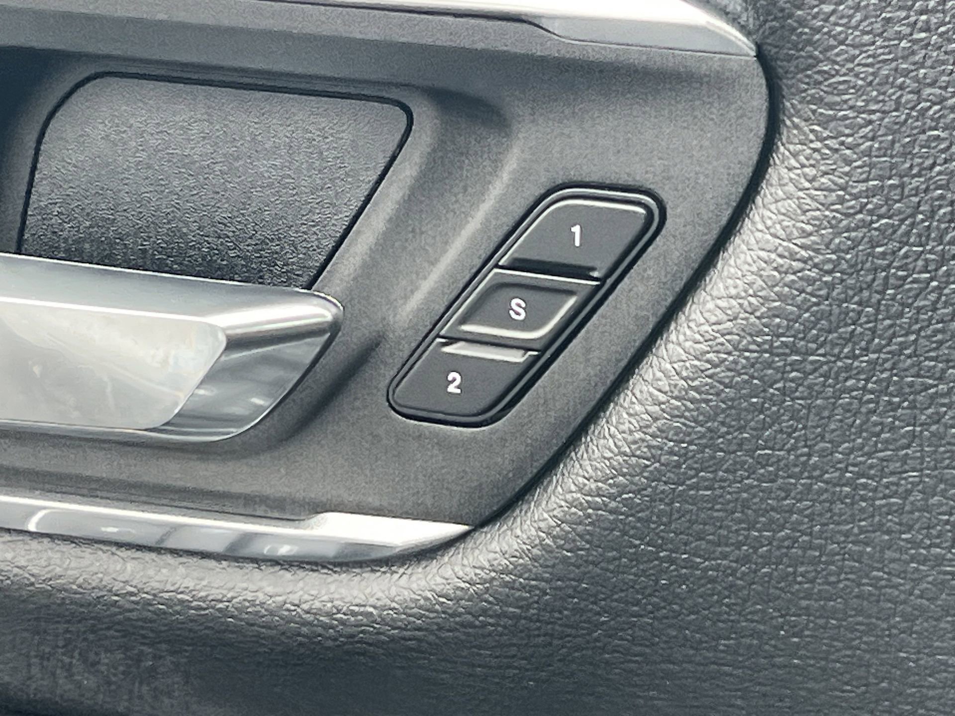 Used 2022 RAM 1500 Laramie image 23