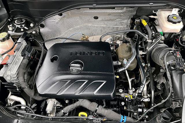 Used 2023 Buick Encore GX Essence w/ Experience Buick Package image 37