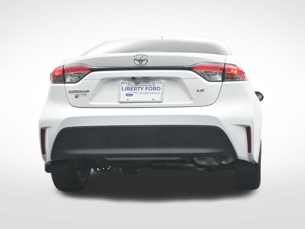 Used 2025 Toyota Corolla LE w/ LE Premium Package FWD image 37