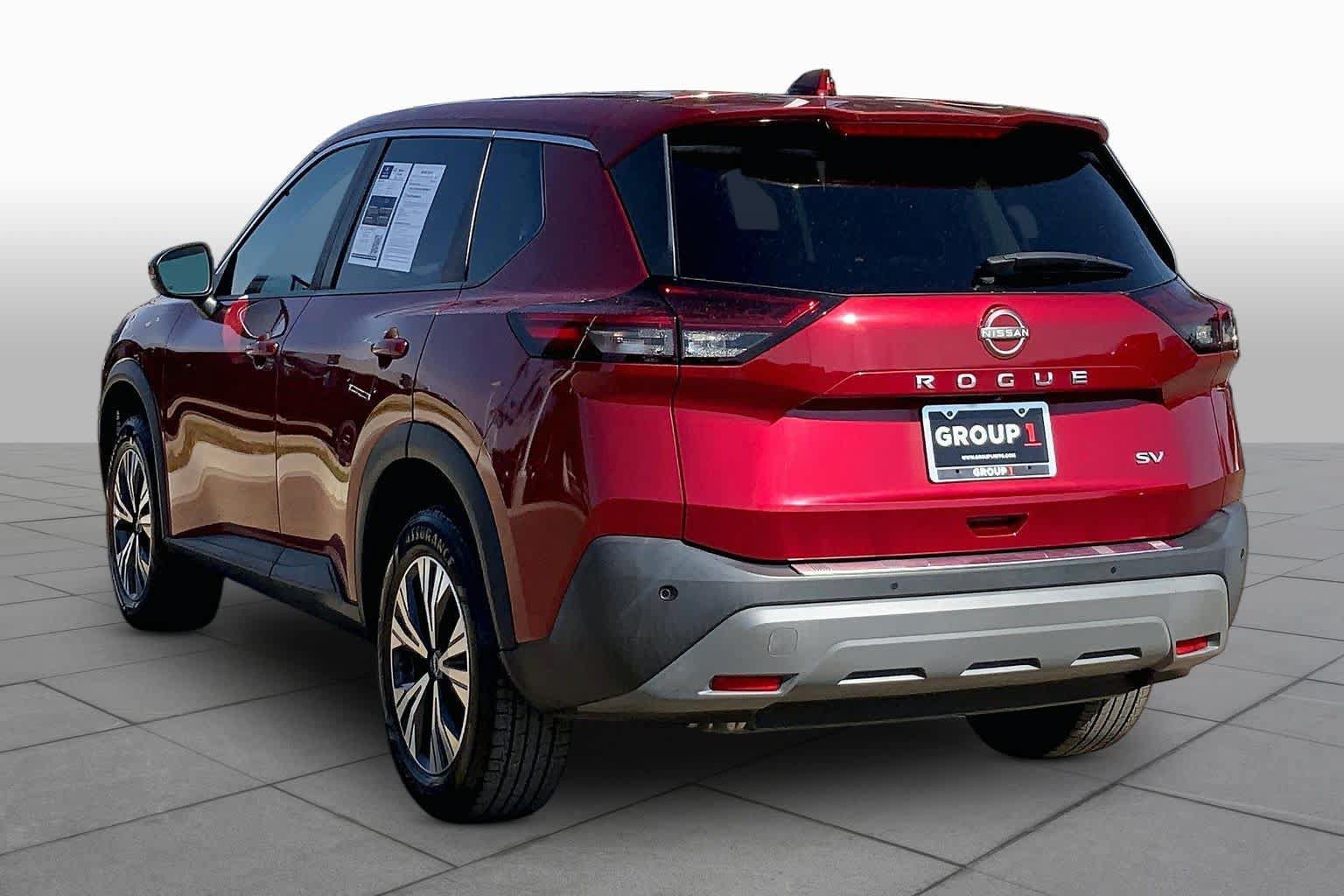 Used 2022 Nissan Rogue SV FWD image 12