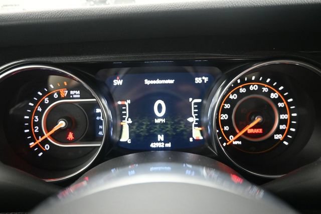 Used 2020 Jeep Wrangler Unlimited Sahara AWD/4WD image 20