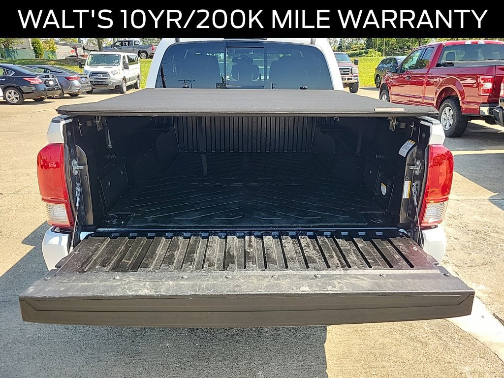 Used 2017 Toyota Tacoma TRD Sport w/ Tow Package (A/T) AWD/4WD image 6
