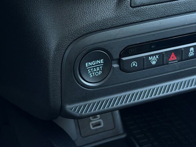 Certified 2025 Ford Bronco Sport Outer Banks w/ Outer Banks Tech Package+ AWD/4WD image 23