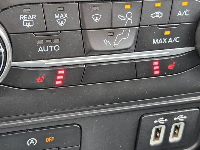 Certified 2019 Ford EcoSport SE w/ SE Convenience Package image 20