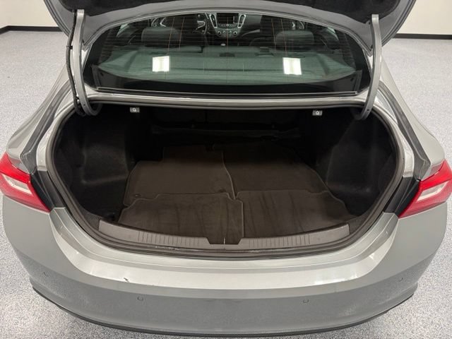 Used 2025 Chevrolet Malibu LT FWD image 37