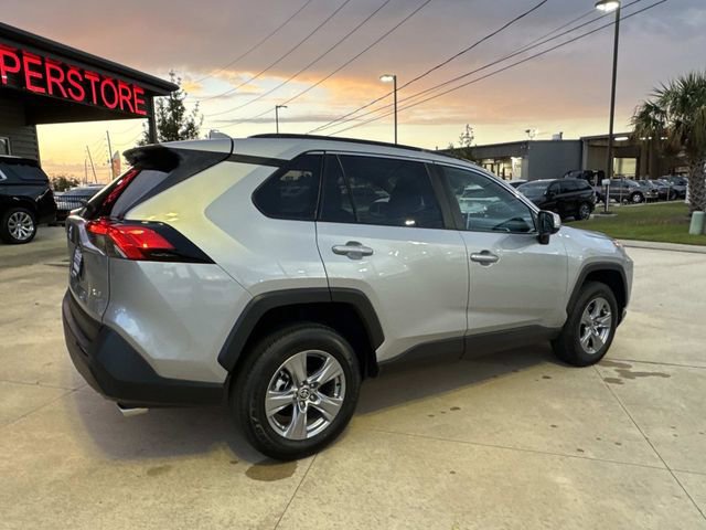Used 2025 Toyota RAV4 XLE image 8