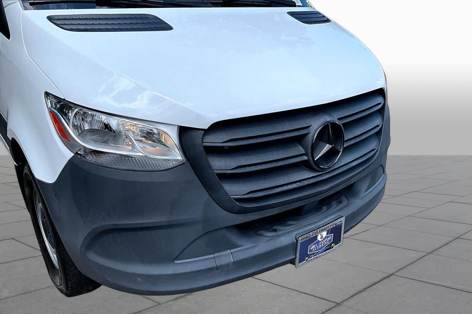 Used 2023 Mercedes-Benz Sprinter 2500 image 27