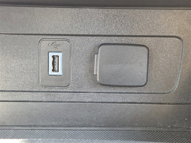 Certified 2018 Ford Escape SE w/ SE Sync 3 Package image 13