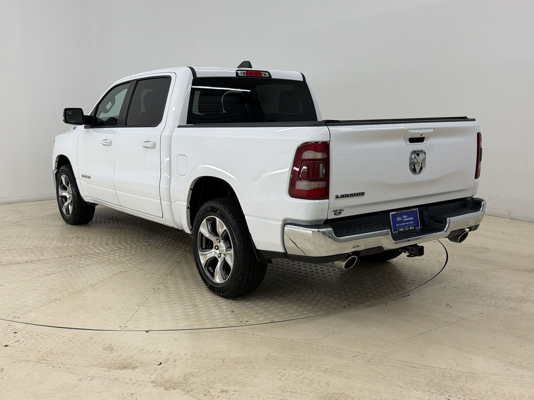 Used 2024 RAM 1500 Laramie RWD image 3