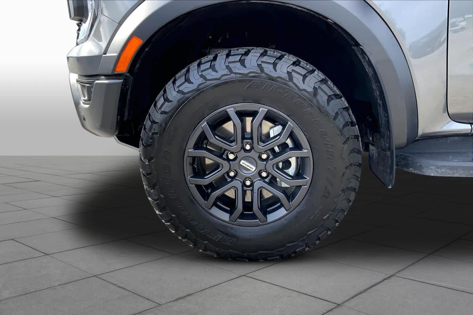 Certified 2025 Ford Ranger Raptor AWD/4WD image 13