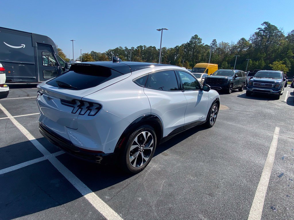 Certified 2021 Ford Mustang Mach-E Premium RWD image 7