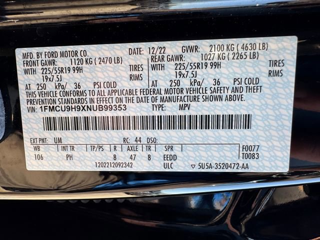 Certified 2022 Ford Escape SEL w/ SEL Stealth AWD Package image 29