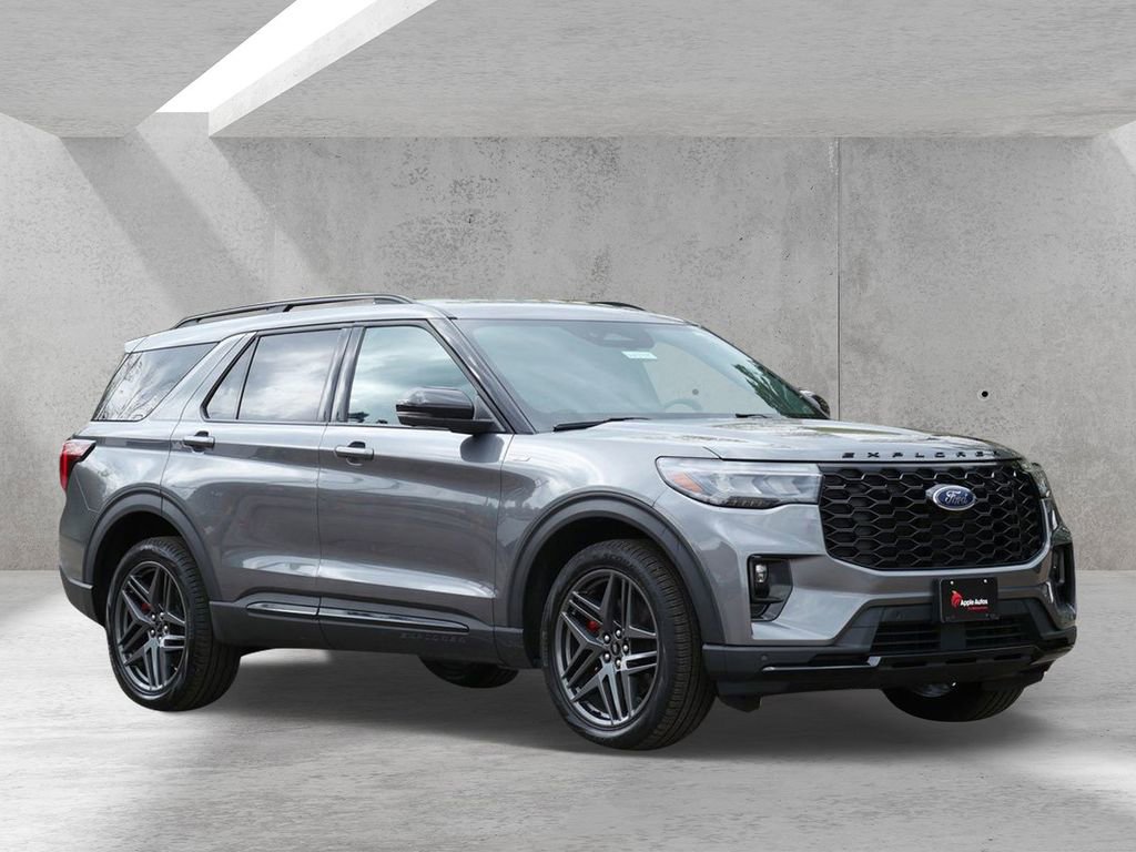 Certified 2025 Ford Explorer ST-Line w/ ST-Line Street Pack AWD/4WD image 1