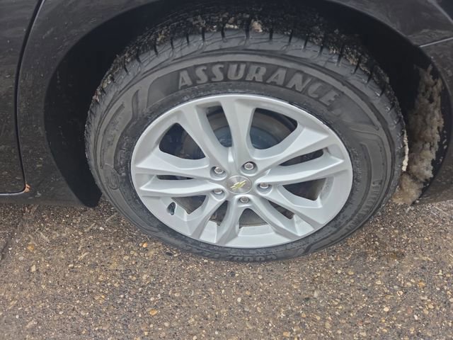 Used 2017 Chevrolet Malibu LT image 27