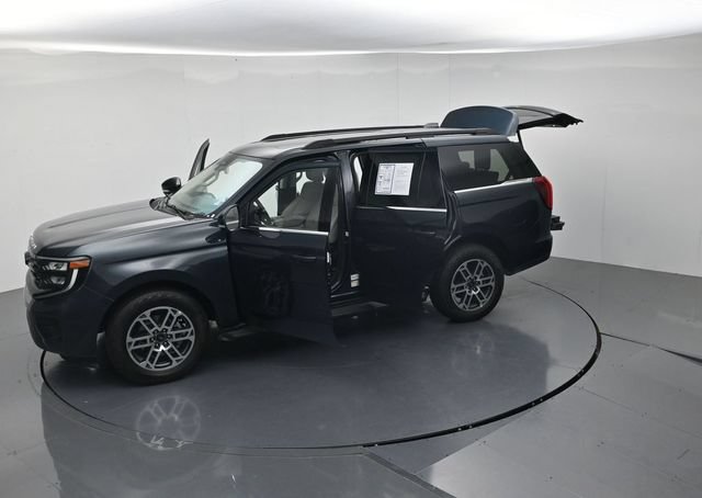 Certified 2025 Ford Expedition Active AWD/4WD image 51