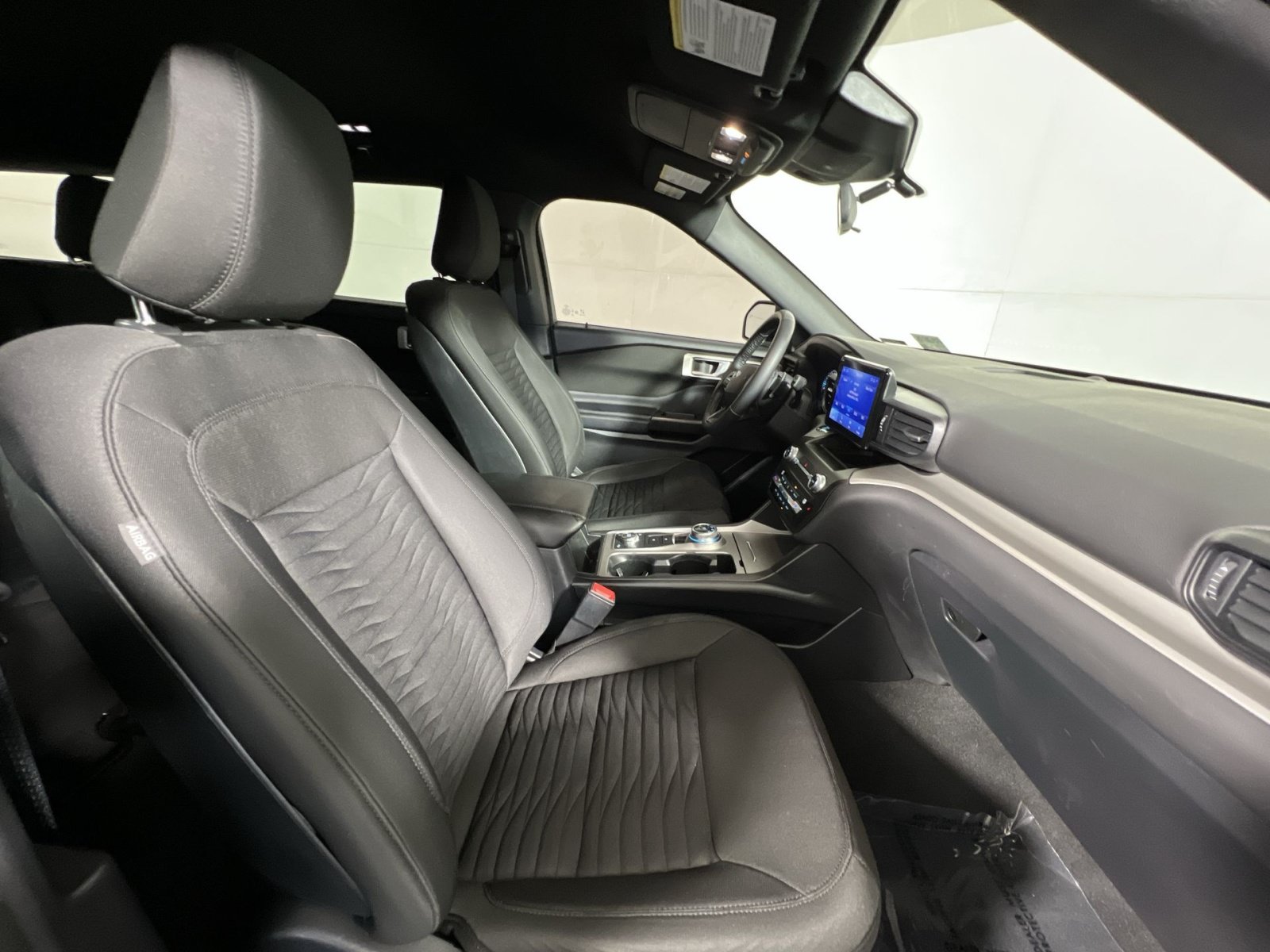 Certified 2020 Ford Explorer XLT w/ Comfort Package AWD/4WD image 26