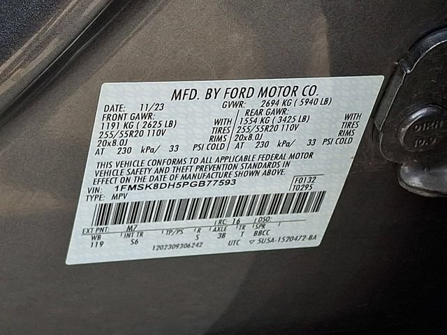 Certified 2023 Ford Explorer XLT w/ Equipment Group 202A AWD/4WD image 35